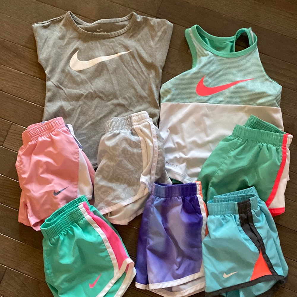 Nike 2T Lot